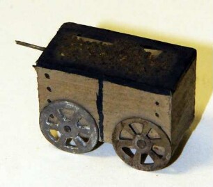 Spielzeug, Bergmann mit Förderwagen