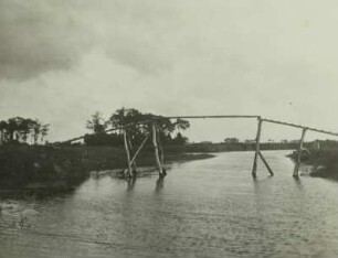 China. Einfache Kanalbrücke bei Suzhou, nahe der Jangtse-Mündung
