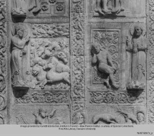 Hauptportal : Linkes Relieffeld