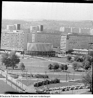 Pirnaischer Platz (Blicke vom Hochhaus, Hubkran, Fußgängertunnel)