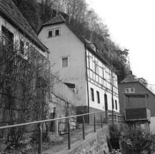 Bad Schandau-Postelwitz, Kirschleite 5. Wohnhaus (1801/1850). Straßenansicht von Südwesten