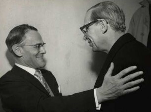 Prof. Willi Schmidt und Karl Heinz Srtroux