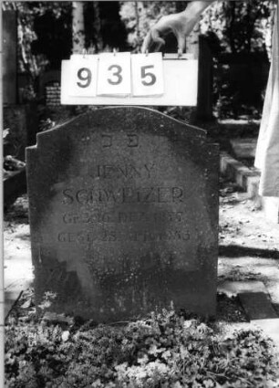 Grabstein 935