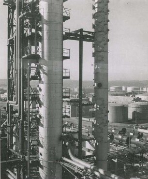 "Shell" (aus der Serie "Hamburg als Industrieplatz")