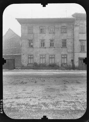 Arnstadt, An der Weiße. Wohnhaus. Straßenfront