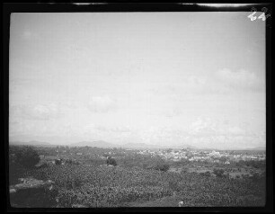 Cuernavaca (Mexiko): Stadtpanorama mit Bergland im Hintergrund