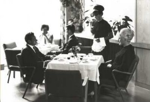 Dresden-Altstadt, Ringstraße 1. Hotel Gewandhaus. Restaurant