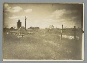 Insel Neuwerk : Insel Neuwerk. Friedhof der Namenlosen, Blick zum Leuchtturm