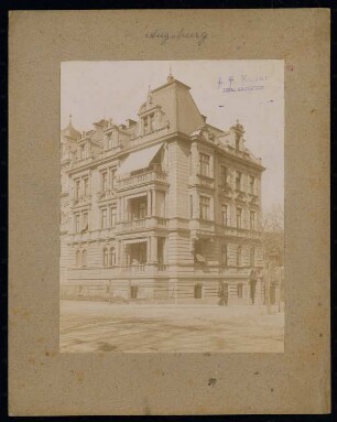 Mietshaus Konrad-Adenauer-Allee 27, Augsurg: Straßenansicht