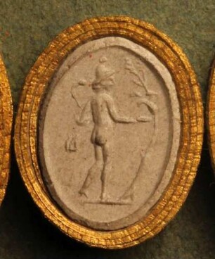Ganymed speist den auf einem Baum sitzenden Adler (Daktyliothek, Erstes Mythologisches Tausend)
