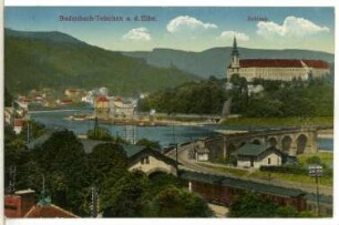 Bodenbach-Tetschen a. d. Elbe. Schloss. : Blick von Bodenbach über die Elbe mit Nordwestbahnbrücke (Eisenbahnbrücke, 1867) zum Schloss Tetschen