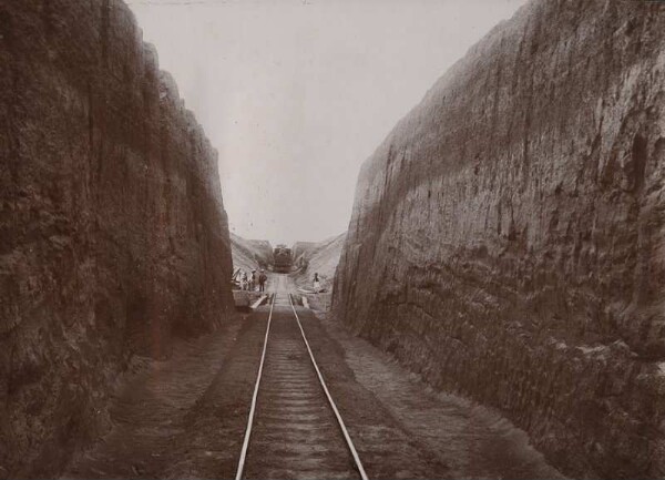 Cutting Approch to the Marandot River