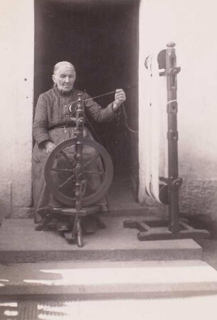 Am Spinnrad