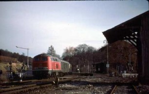 Eschenau Lok 218 219 D PA-SB UIC-X-Wagen Bahnsteig Ladegleis