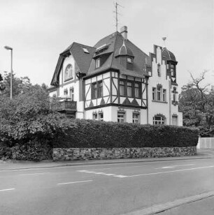 Eltville, Matheus-Müller-Platz 2
