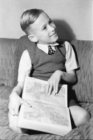 Bukarest: Familie Schmidt, Junge