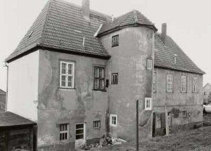 Radebeul, Mittlere Bergstraße 4. Wohnhaus (ehem. Winzerhaus; fr. 18. Jh., 1802, 1940)