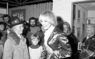 Freiburg: Kaufhaus Schneider, Filmschauspielerin und Malerin, Elke Sommer, bei Interviewstunde