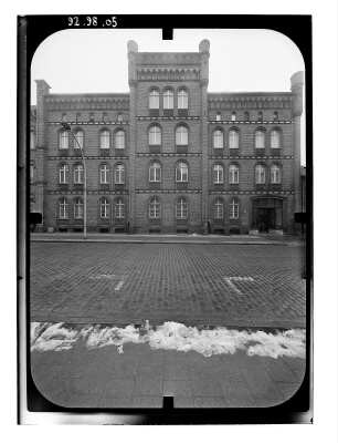 Neustrelitz : Strelitzer Str. (ehem.Kaserne)
