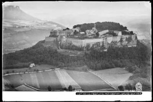Königstein. Festung. Luftbild-Schrägaufnahme von Westen