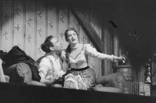 Szenenbilder aus der Operette "Frau Luna" von P. Lincke nach einem Libretto von H. Bolten-Baeckers u. a. mit F. Kronström