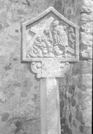 Fulda: Steinreliefsbildstöcke an der Klostermauer Frauenberg