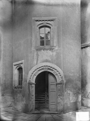 Portal mit Rosetten