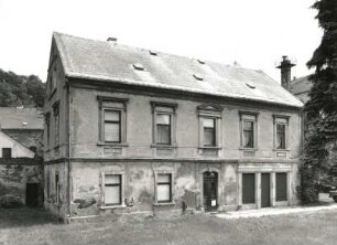Olbernhau, Freiberger Straße. Wohnhaus mit Laden (um 1875)