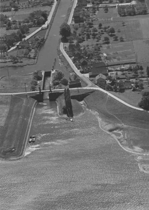 Schleuse Brienen, Schifffahrtsweg Rhein - Kleve