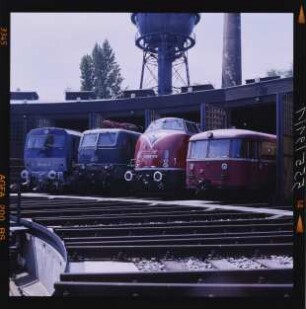 Versuchsdiesellok "DB 202 003-0" (DE 2500 UmAn), Europalok DB 184 112-1 (E 410 012), Streckendiesellok V 200 und weitere Lokomotive