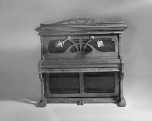 Miniatur-Klavier für die Puppenstube