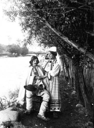 Rumänische Tracht