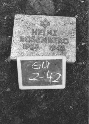 Grabstein GU/2/42