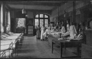 Erster Weltkrieg - Reservelazarett Gewerbeschule. Krankensaal