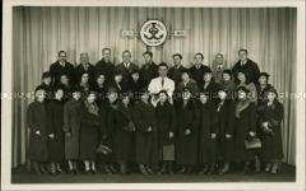 Gruppenbild von Mitarbeitern der Firma Ankerbrot