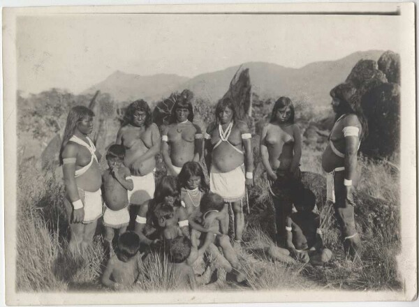 "Group of Aricuna women from Sta. Roza (island)"