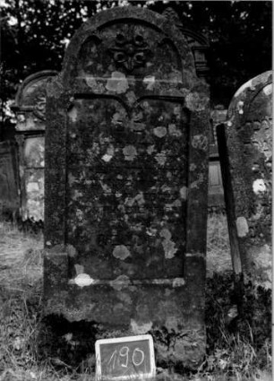 Grabstein 190 [Nir S. 132 Nr. 13.19]
