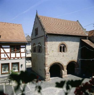 Romanisches Haus