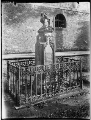 Adelsheim Jakobskirche Epitaph (1814) umzäumt