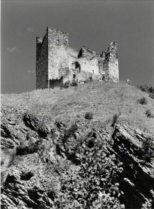 Burgruine Tschamiff, 1256 erbaut