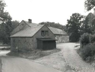 Gräfenhain, Am Sportplatz 2. Wohnstallhaus (2. H. 19. Jh.)
