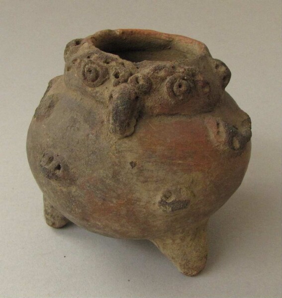 Clay vessel