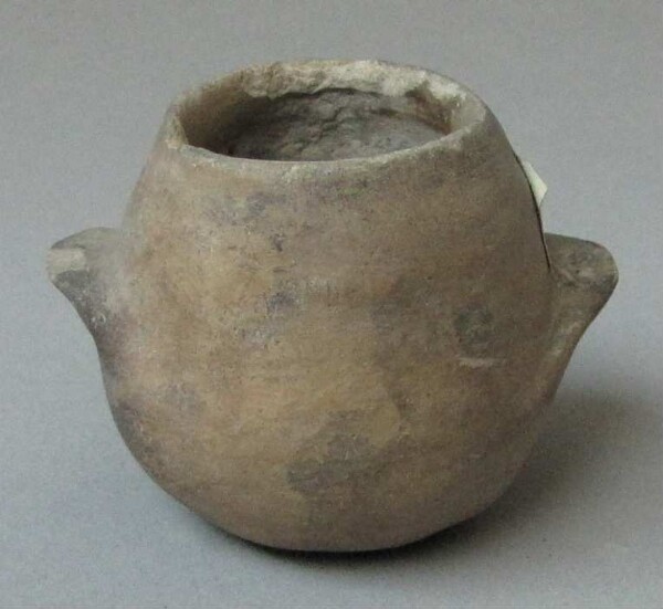 Clay vessel