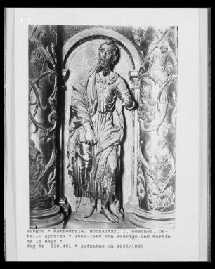Hauptaltar mit Szenen aus dem Marienleben — Erstes Geschoss — Apostel