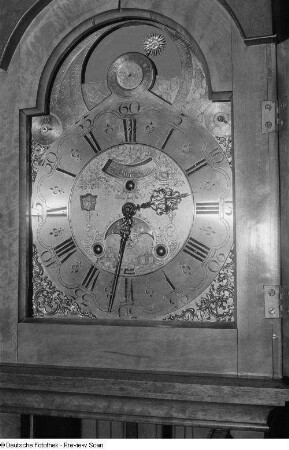 Standuhr mit einer Vielzahl Komplikationen im Alten Rathaus