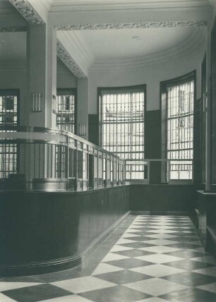 Banco Alemán Antioqueño, Bogotà, 1934-1935