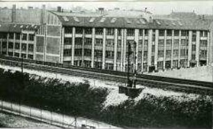 Gebäude der Knorr-Bremse GmbH, Rückseite