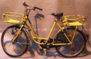 Fahrrad (für Damen) eines Postzustellers "Biria"