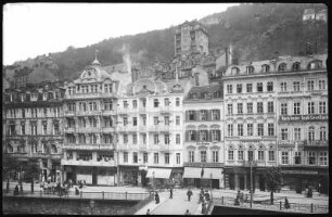 Karlsbad. Kreuzstraße mit Haus Stockholm und Deutscher Kaiser