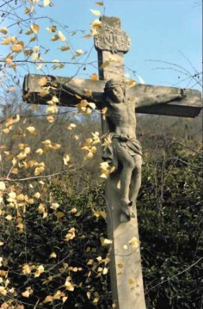 Niederrimsingen: Marterl mit Holzbirkenblättern